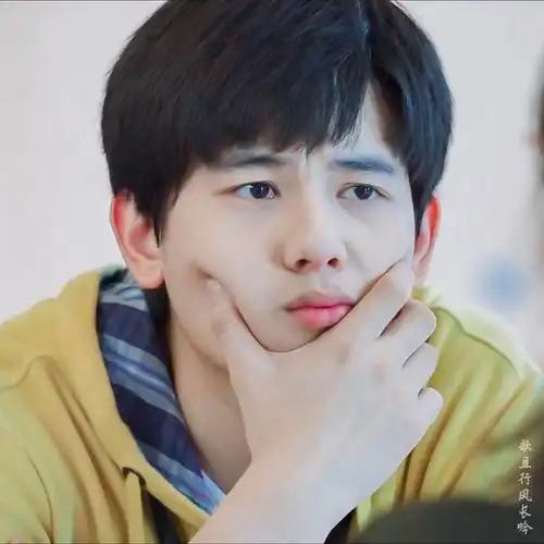 收集一些可爱向的胡先煦