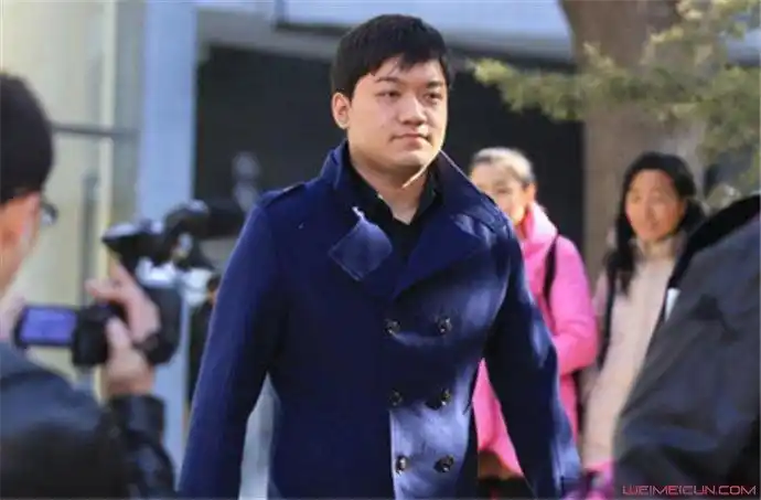 尤浩然在哪个大学尤浩然长惨了因太胖被中戏拒绝十足可怜