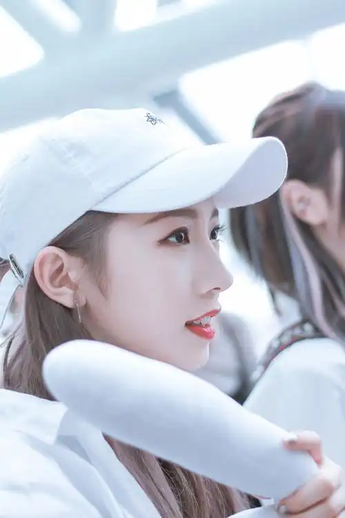 宇宙少女孟美岐最新图片