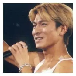 那一年,刘德华38岁,一袭金发,依旧如当年帅气,可给观众留下深刻印象.