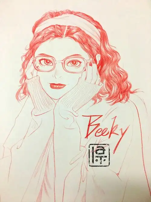 戴眼镜的小姐姐