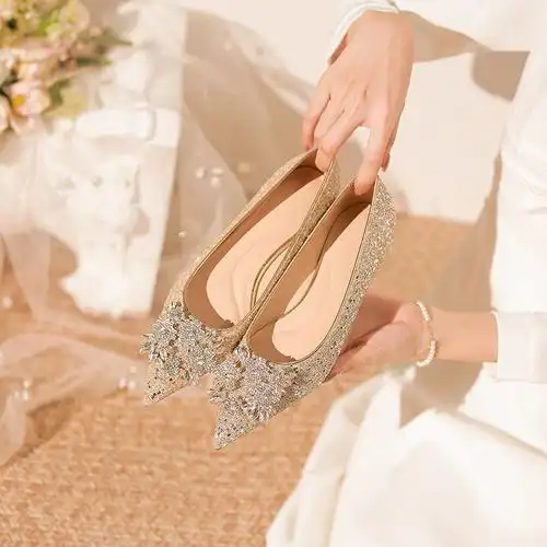 婚鞋禾秀婚纱两穿亮片平底单鞋女孕妇女纱低跟新娘鞋水晶鞋不累脚