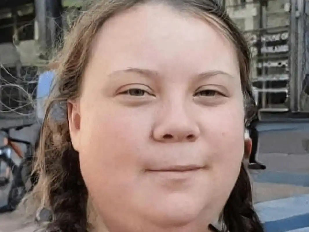 瑞典环保少女如今已经胖成蓬佩奥!身体也膨胀了吗?