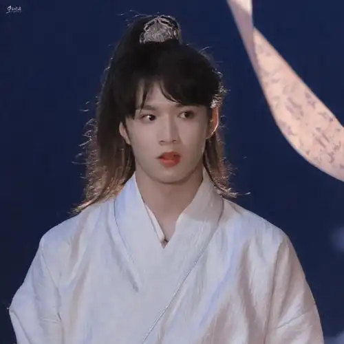 刘耀文古装怎么截怎么好看@时代少年团-刘耀文·#时代少年团古装造型