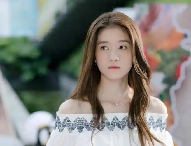 原创女明星有多没分寸感张雪迎秦俊杰同喝一碗汤鬼鬼要杜江亲额头