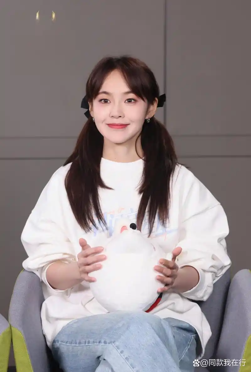 《一闪一闪亮星星》:张佳宁和屈楚萧的"纯爱" 电影《一闪一闪亮星星》