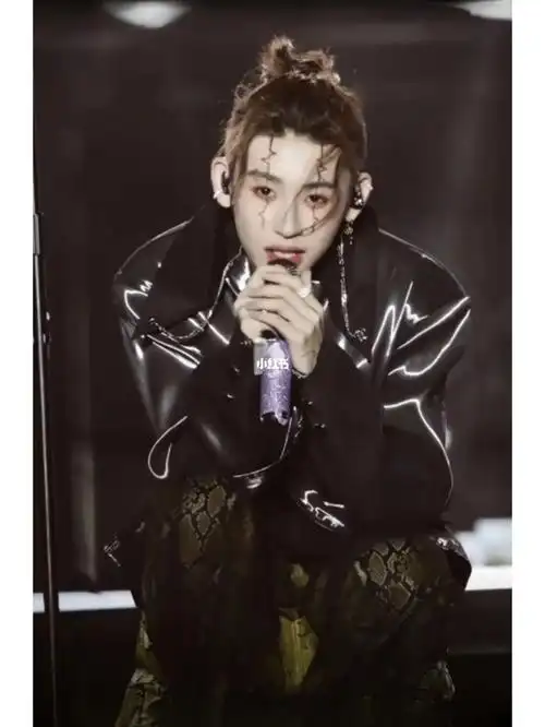 最怕rapper唱情歌92#原创  #lilghost小鬼  #小鬼王琳凯  #情歌