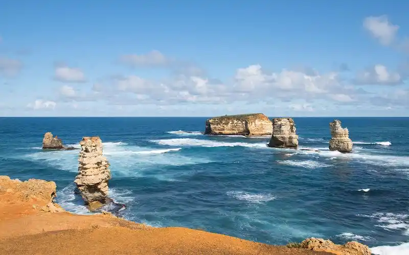 蔚蓝大海清新风景图片桌面壁纸