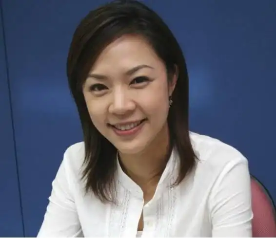 图张嘉欣庾澄庆承认结婚友人赞女方利落可爱