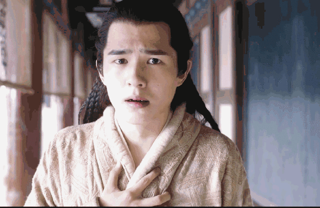 阿苏勒吐血##羽然哭戏#我们草原小世子刘昊然真的太让人心疼了刚到