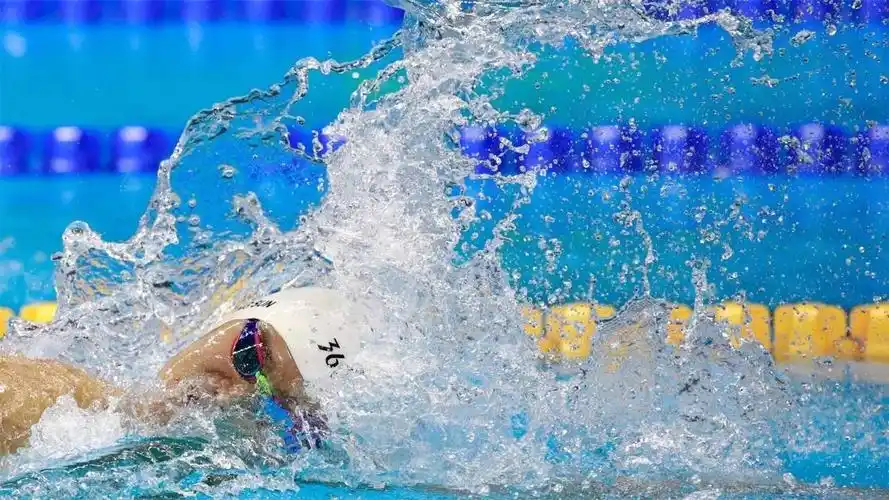 自由泳之王孙杨精美壁纸免费送