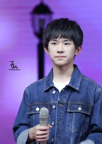 易烊千玺151128生日会