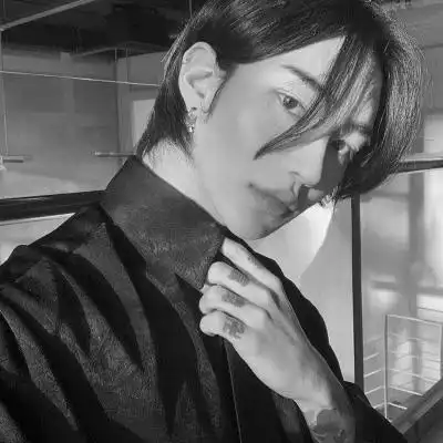 119张优质黑白男头高清_男生头像_头像屋