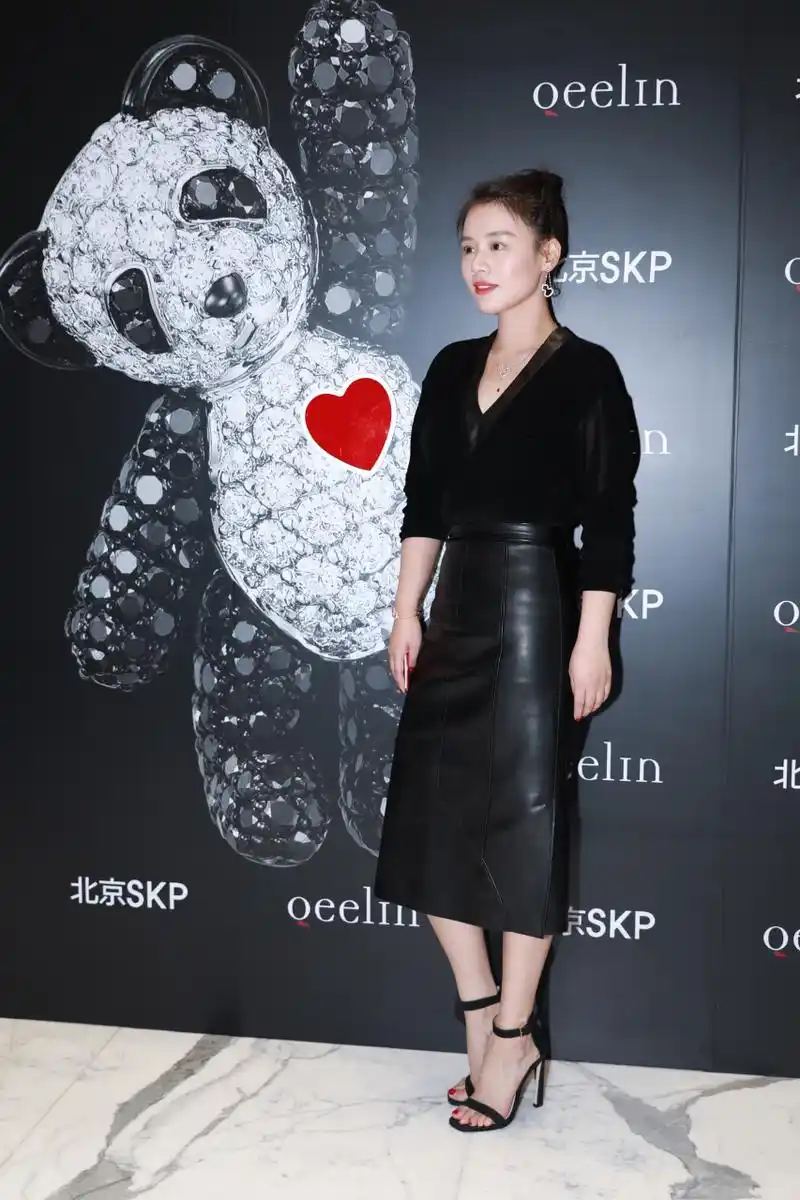 马思纯  玉足合集