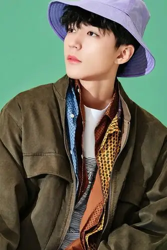 王俊凯新图,运动风的弟弟来了