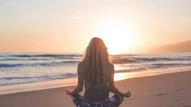 邻家小妹张子枫身材纤细,美成小仙女,她靠什么保持身材的?