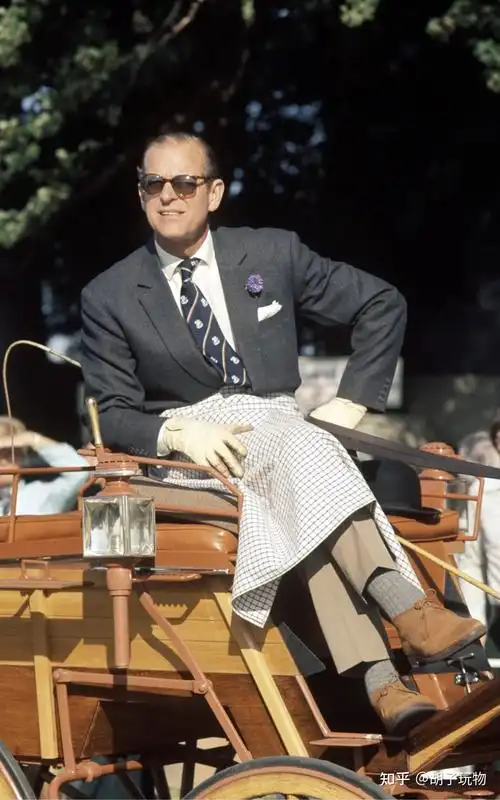 除了温莎公爵英国王室穿衣服最帅的男人菲利普亲王