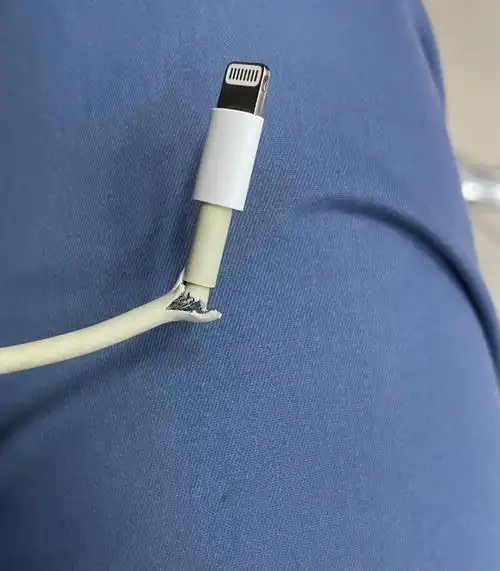 苹果充电器数据线你们的还好吗