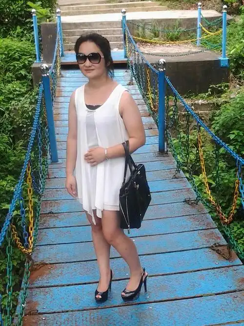 27岁离异女征婚照片(id:69810895)_广东广州征婚交友_珍爱网