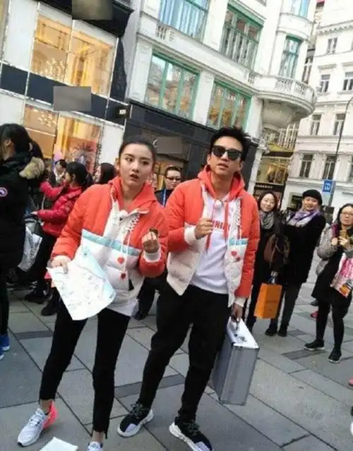 昆凌郑恺跑男周太太昆凌参加新一季跑男与郑凯组cp