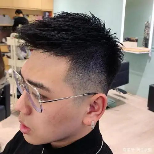 2021精选男生发型11款,无论长短都好看,剪完很潮流帅气