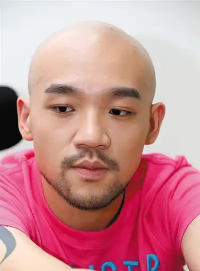 李代沫吸毒刑满释放,现欲靠"抖音"当网红复出:从哪里跌倒从哪里爬起来