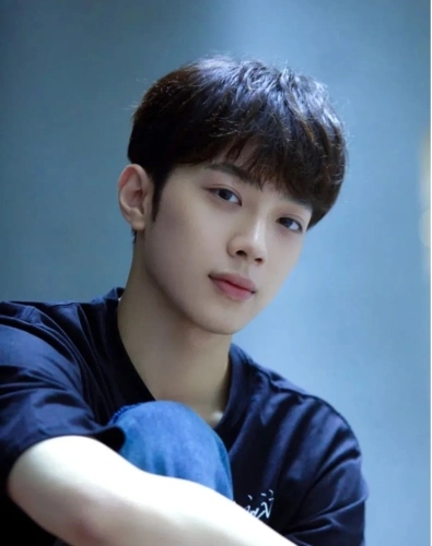 18到28岁男士看看这16款发型款款都很帅气