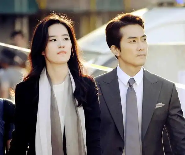 回顾刘亦菲宋承宪这段情一厢情愿的爱情注定无法长久