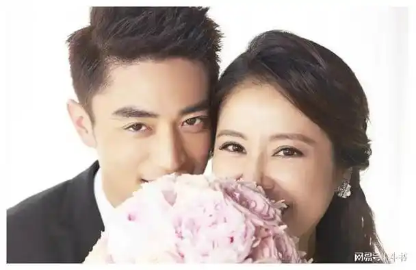 就这眼神,你跟我说,他当年是被林心如逼的婚?