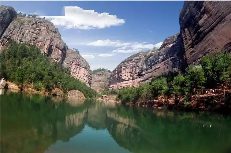 江南九寨沟武义牛头山神牛谷漂流方岩石鼓寮影视城古堰画乡璟园双动
