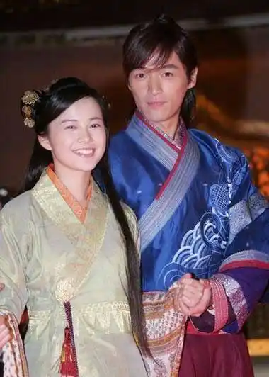 刘诗诗胡歌林家宇陈龙刘诗诗袁弘从左到右,胡歌,彭于晏,何润东胡歌和