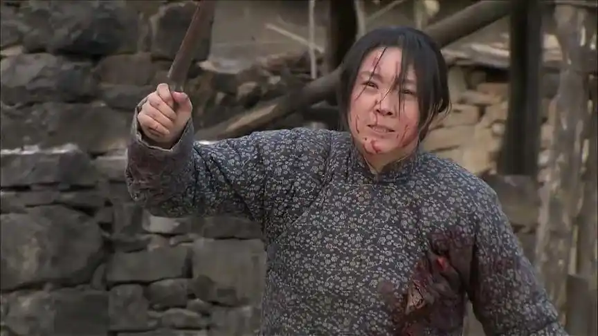 影视:鬼子杀了大娘家里很多人,大娘手持杀猪刀,疯狂收割鬼子