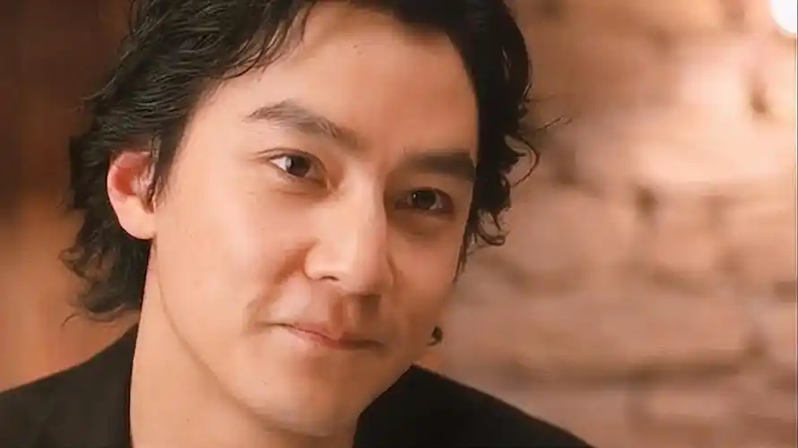 吴彦祖年轻时颜值混剪,如果你看过30年前他的模样,定会痴迷于他