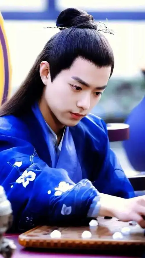 共179 件古装男明星相关商品