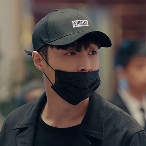 张艺兴同款鸭舌帽男韩版潮时尚百搭夏季韩国帽子弯檐夏天棒球帽女