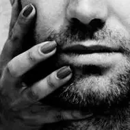 男人味十足的黑白欧美大叔男生头像十年前我也是一大帅哥