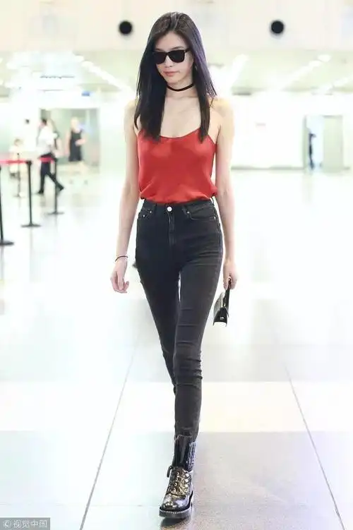 身高178的奚梦瑶体重竟不过百?是传说中的"瘦成闪电"没错了!