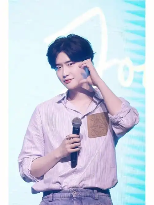 李钟硕粉丝见面会高清图片09