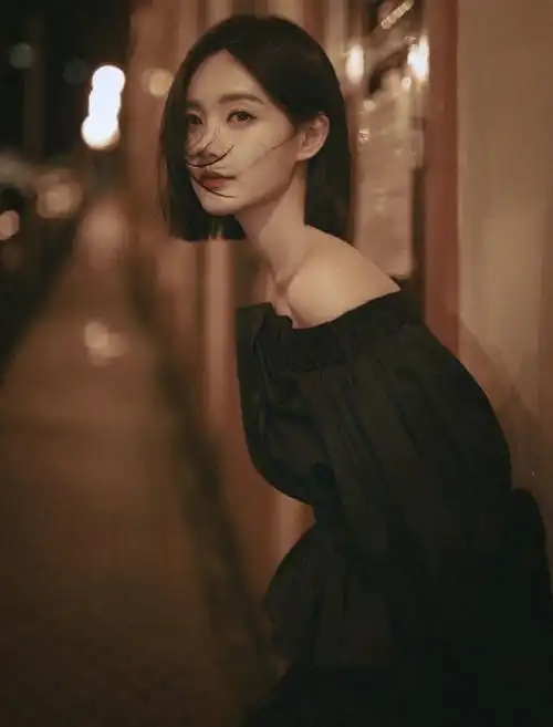 李一桐又剪短发了