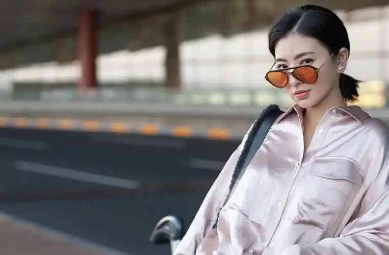 斓曦时尚写真图片39