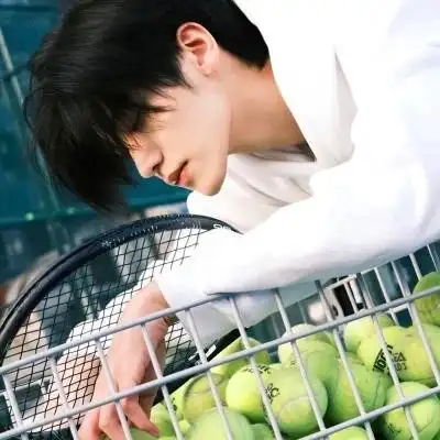 帅哥真人头像高清照男生