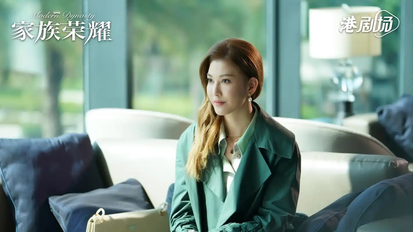 《家族荣耀》开播,张智霖李彩桦群星云集,杨怡罗仲谦夫妻合作