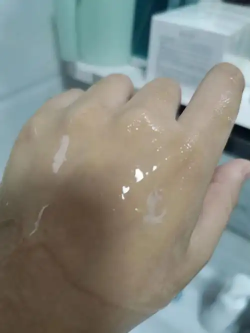 第一次发现面膜可以有这么多精华液