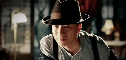 何辅堂历史原型在原著小说《青木川》中叫做魏富堂,而人物原型叫做魏