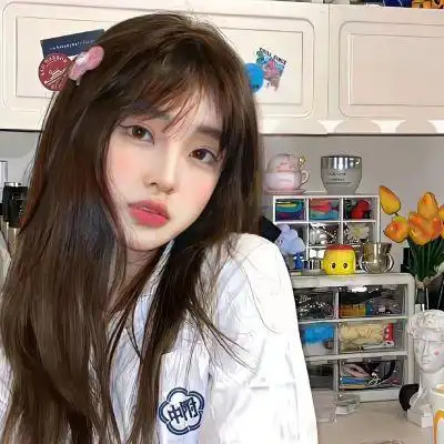 快手流行头像女生霸气洋气图片超好看的女生真人高清微信头像大