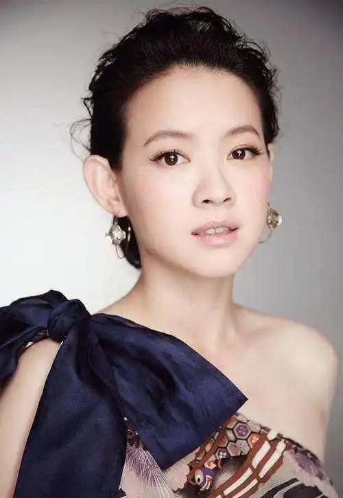 曾志伟最神秘的儿子曾国祥,周冬雨马思纯易烊千玺最该感谢的人_电影