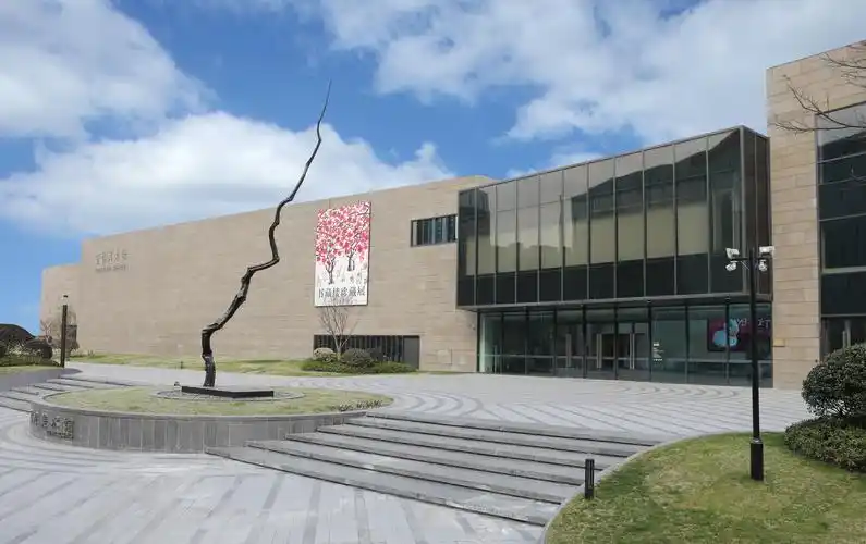 图:上海宝龙美术馆