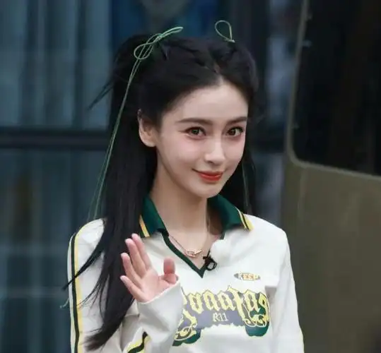 angelababy奔跑吧双马尾上班路透##angelababy双马尾上班路透
