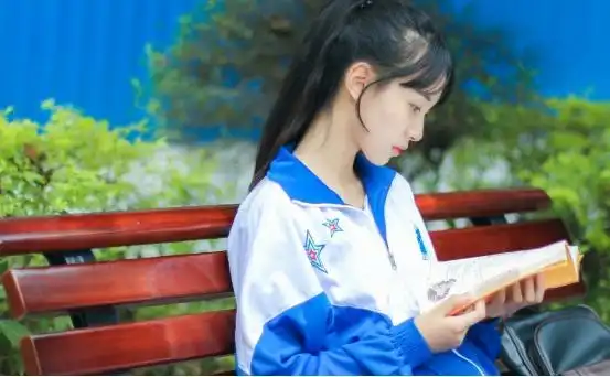 初中美女校花图片大全(据说每个初中班级里) - 赤虎壹号