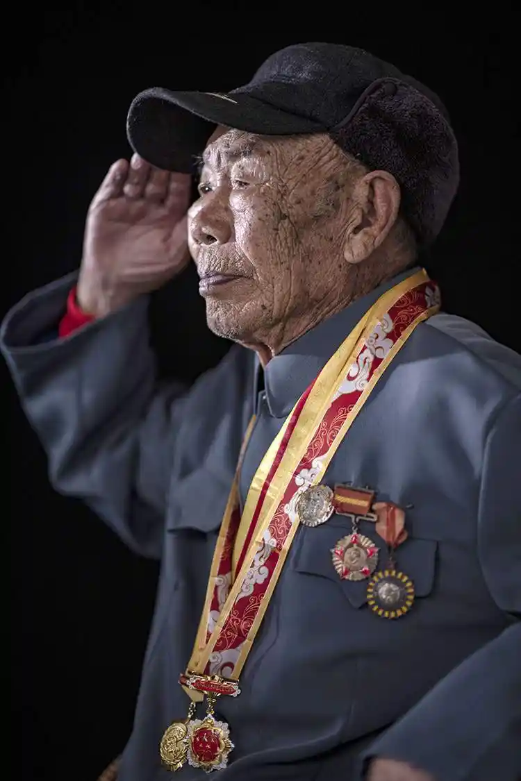 在云南省泸西县拍摄的志愿军老战士段秀文(9月28日摄).